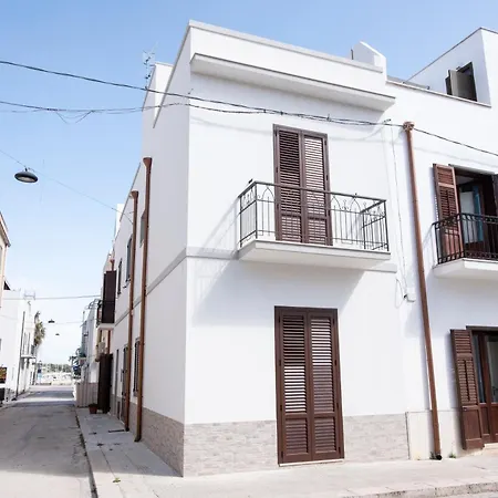 Eva A Due Passi Dal Mare * 圣维托罗卡波